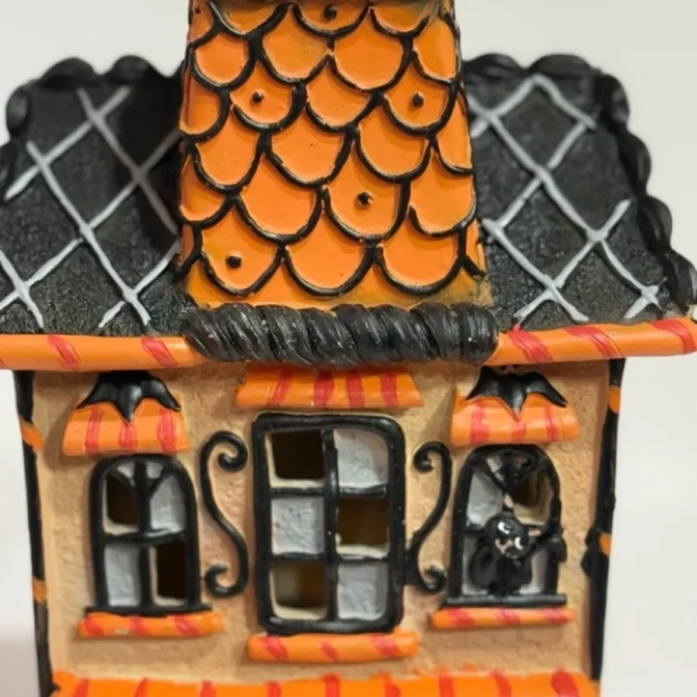 CANDY CORN LANE Halloween Led Haunted House Light Up Frosted 10